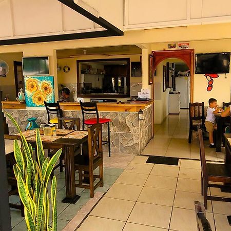 Tico Bed & Breakfast La Fortuna 外观 照片