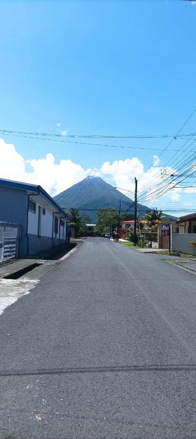 Tico Bed & Breakfast La Fortuna 外观 照片