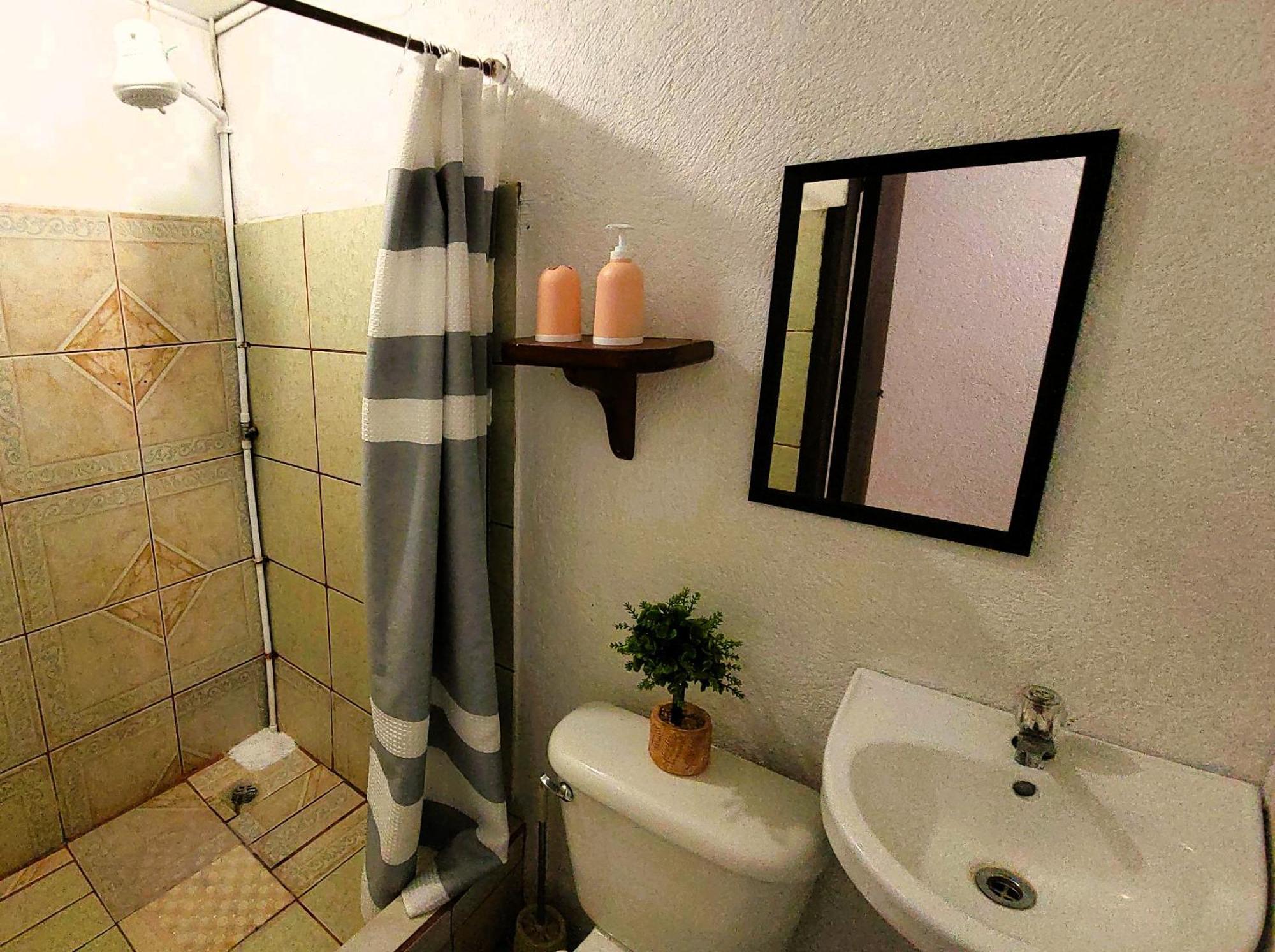 Tico Bed & Breakfast La Fortuna 外观 照片