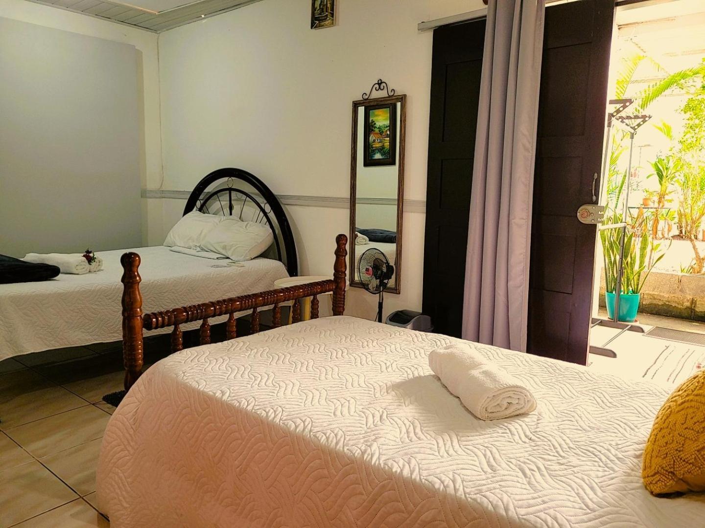 Tico Bed & Breakfast La Fortuna 外观 照片