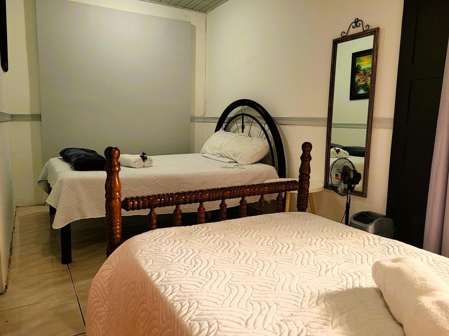 Tico Bed & Breakfast La Fortuna 外观 照片